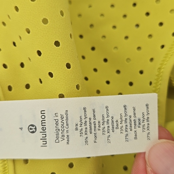 Lululemon Unleash Strength Sport Bra *Medium Support Yellow Serpentine Size 4 - Picture 15 of 16